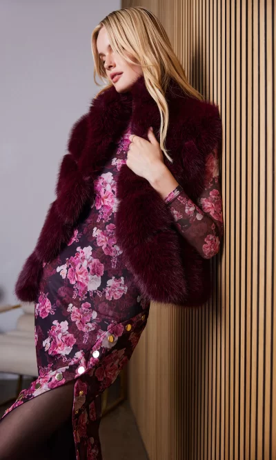 Rosario Faux Fur Vest - sz small - Image 7