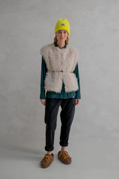 Sadelle Vest - Image 3
