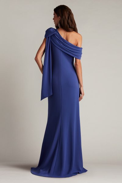Cassia Bow-Shoulder Crepe Gown in violet - Image 4