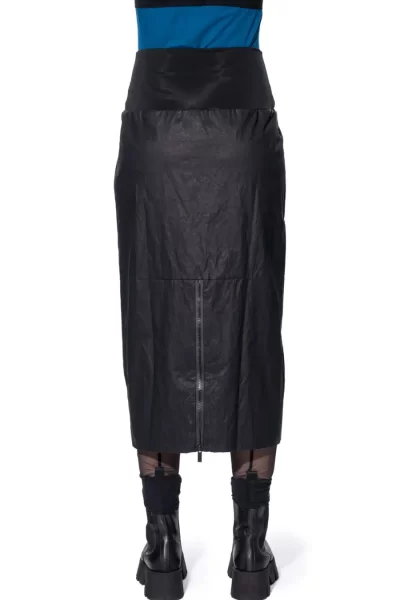Blakley Zip Skirt in black - Image 3