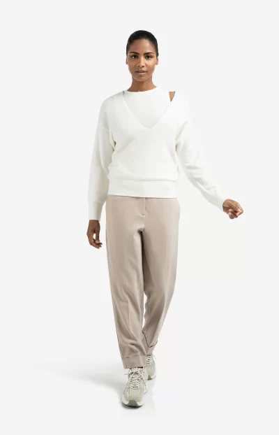 Zoila V-Neck Sweater - Image 7