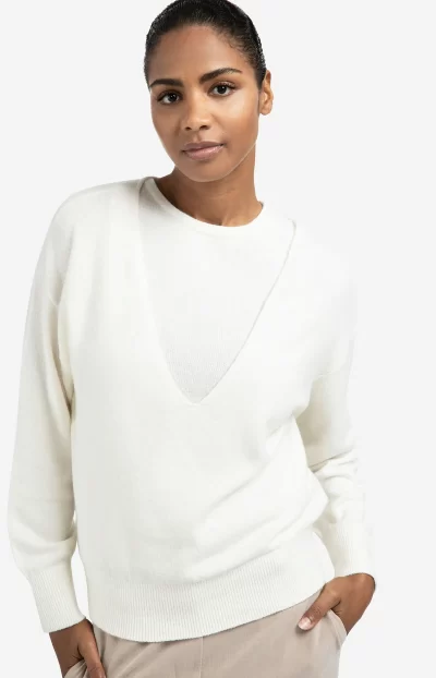 Zoila V-Neck Sweater - Image 8