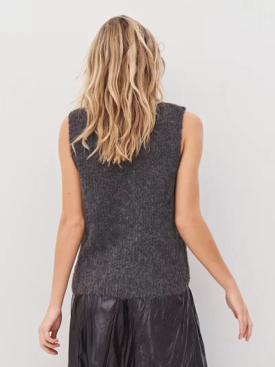 AGNES knit vest in brown - Image 3