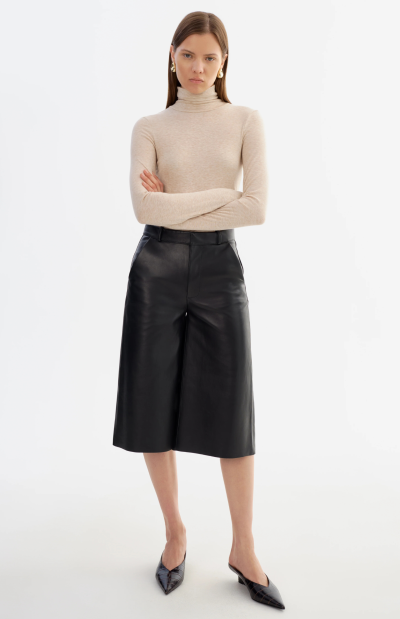 Lise Leather Shorts in black