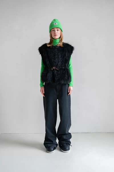Sadelle Faux Fur Vest - small - Image 3