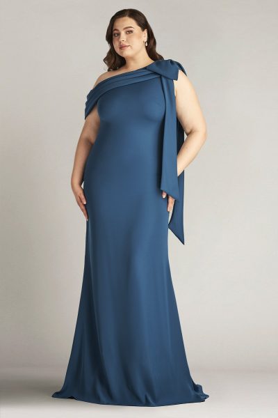 Cassia Bow-Shoulder Crepe Gown - SZ 18+ - Image 3