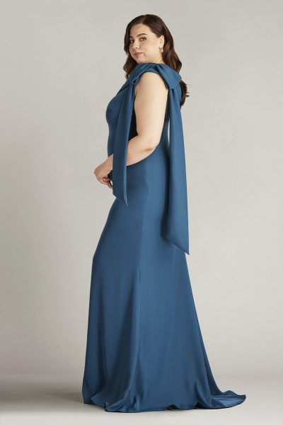 Cassia Bow-Shoulder Crepe Gown - SZ 18+ - Image 4