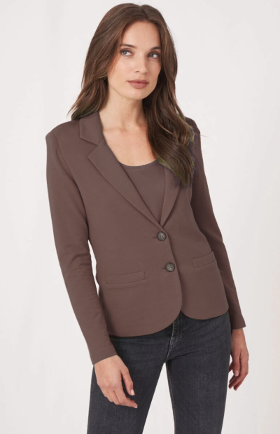 Nina Blazer in Brown