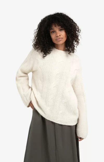 Wendy cable knit sweater in ivory - Image 7