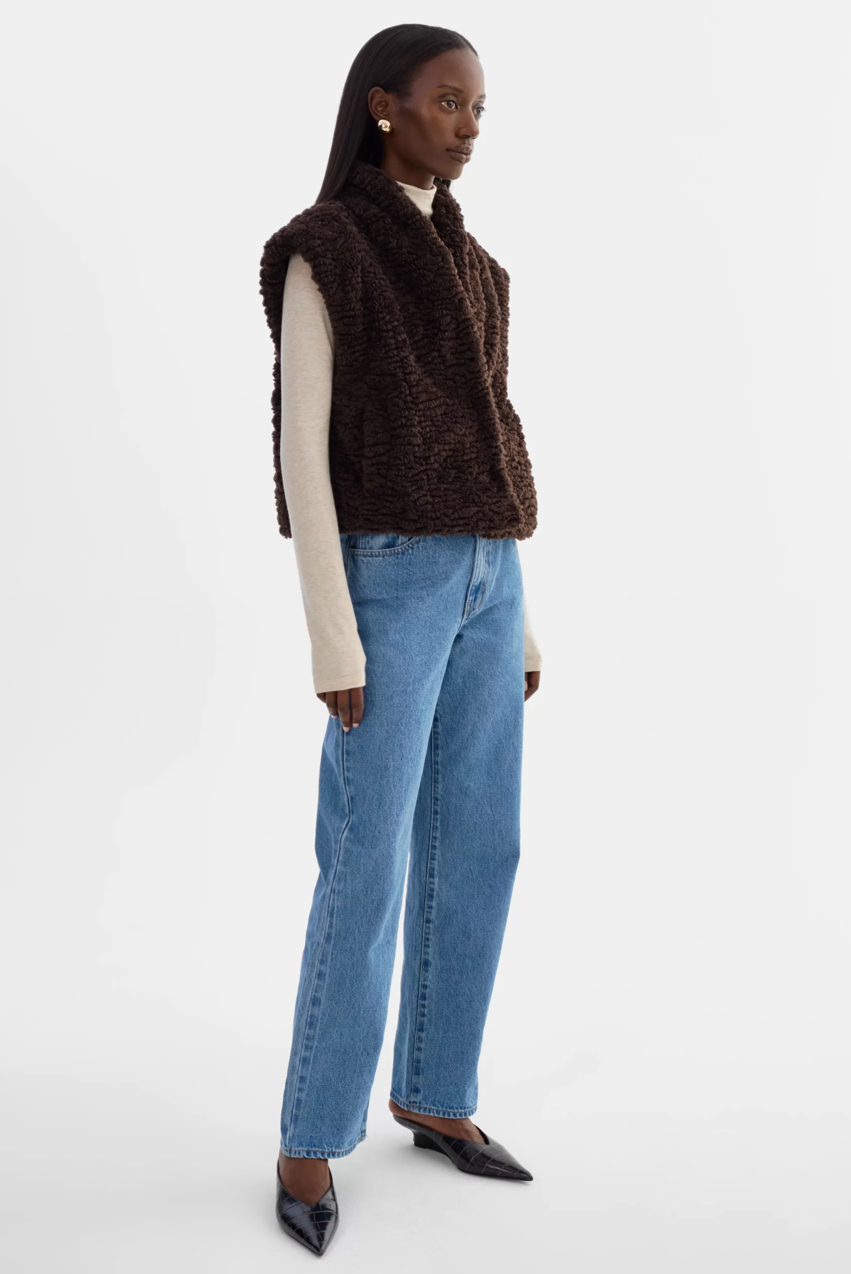 DUA | Reversible Sherpa Vest - SZ SMALL - Image 6