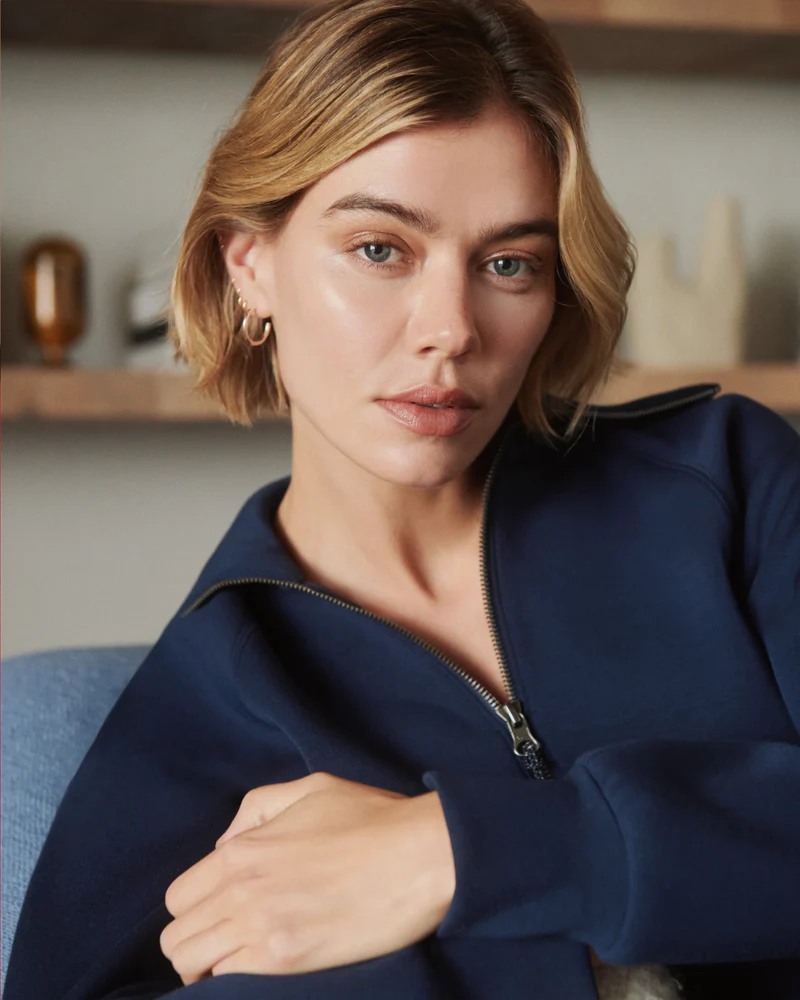 Air Essentials Half Zip in navy - Image 2