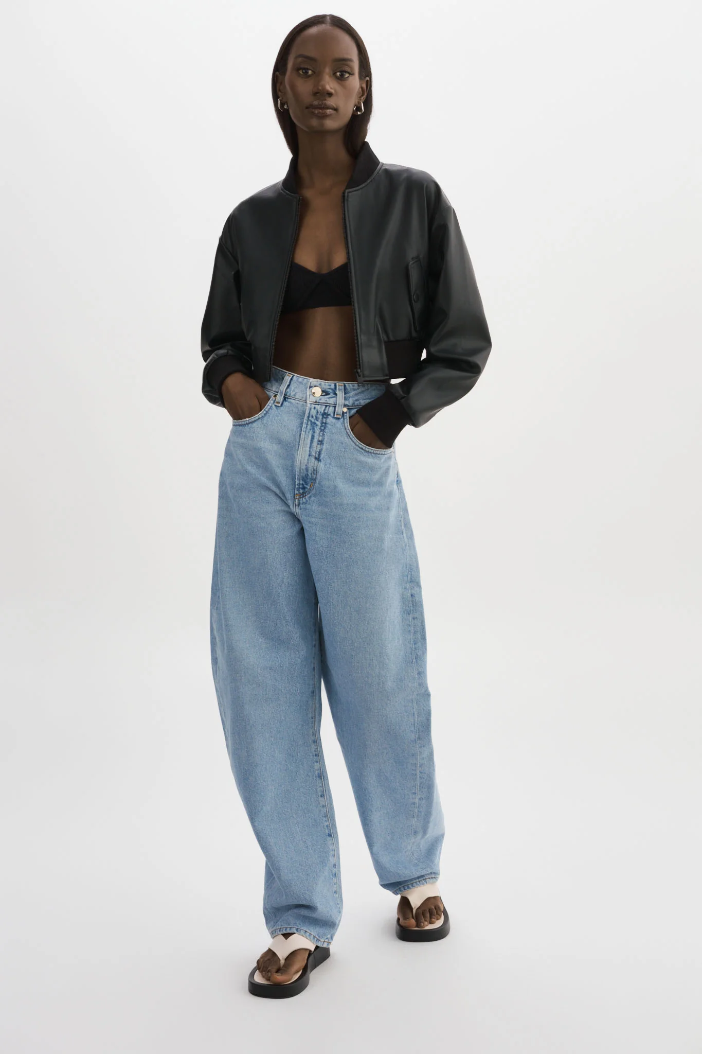 EVELIN Cropped Bomber in black large - Image 7