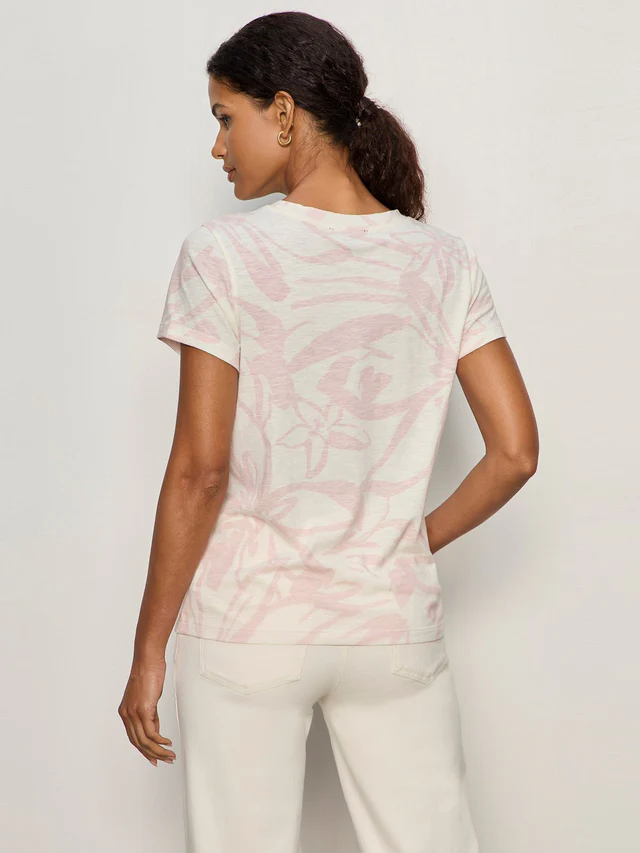 The Perfect Tee Rose Vine - Image 4