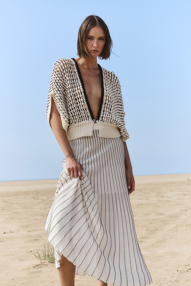 Demea Knit - Image 4