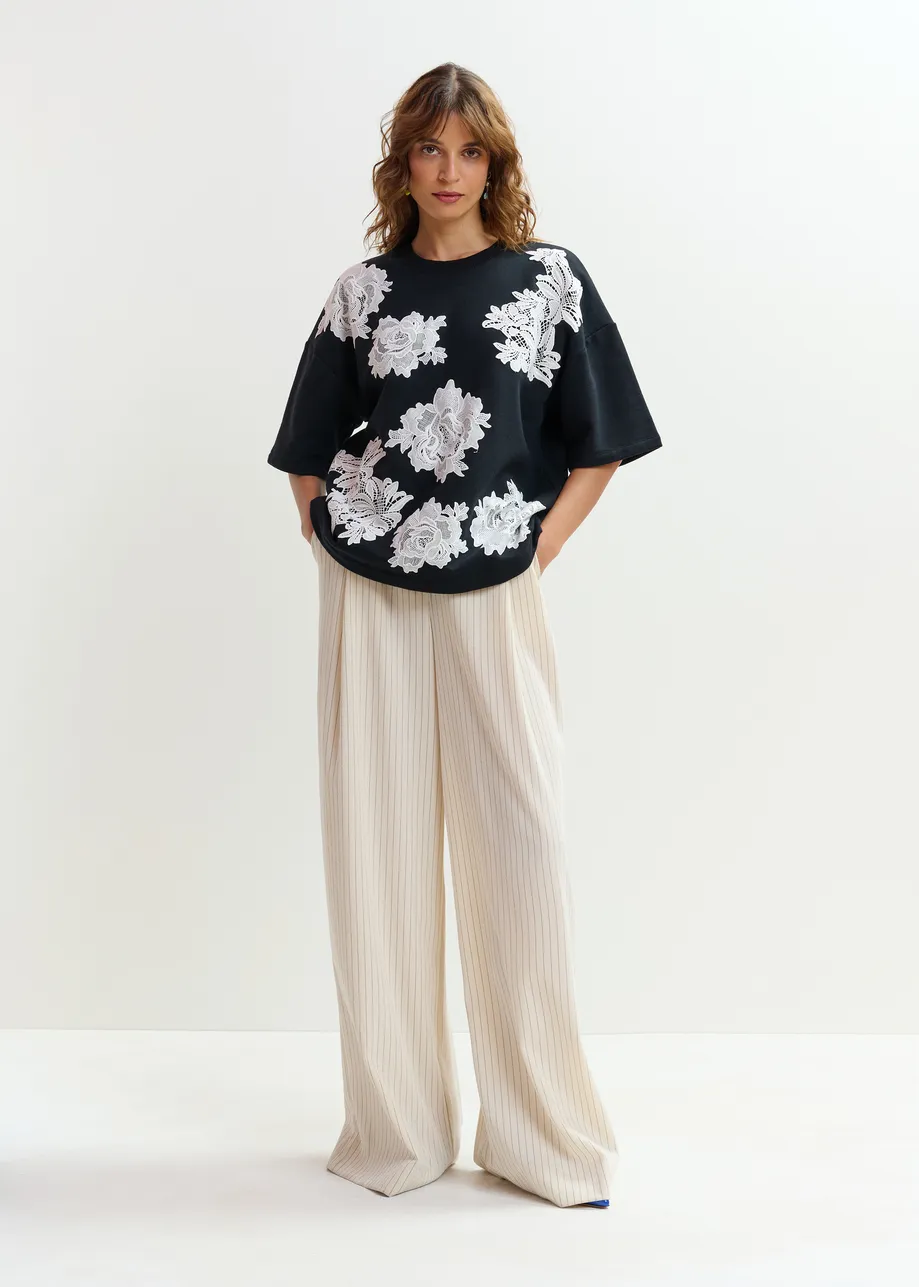 Jista Flower T-Shirt - Image 2