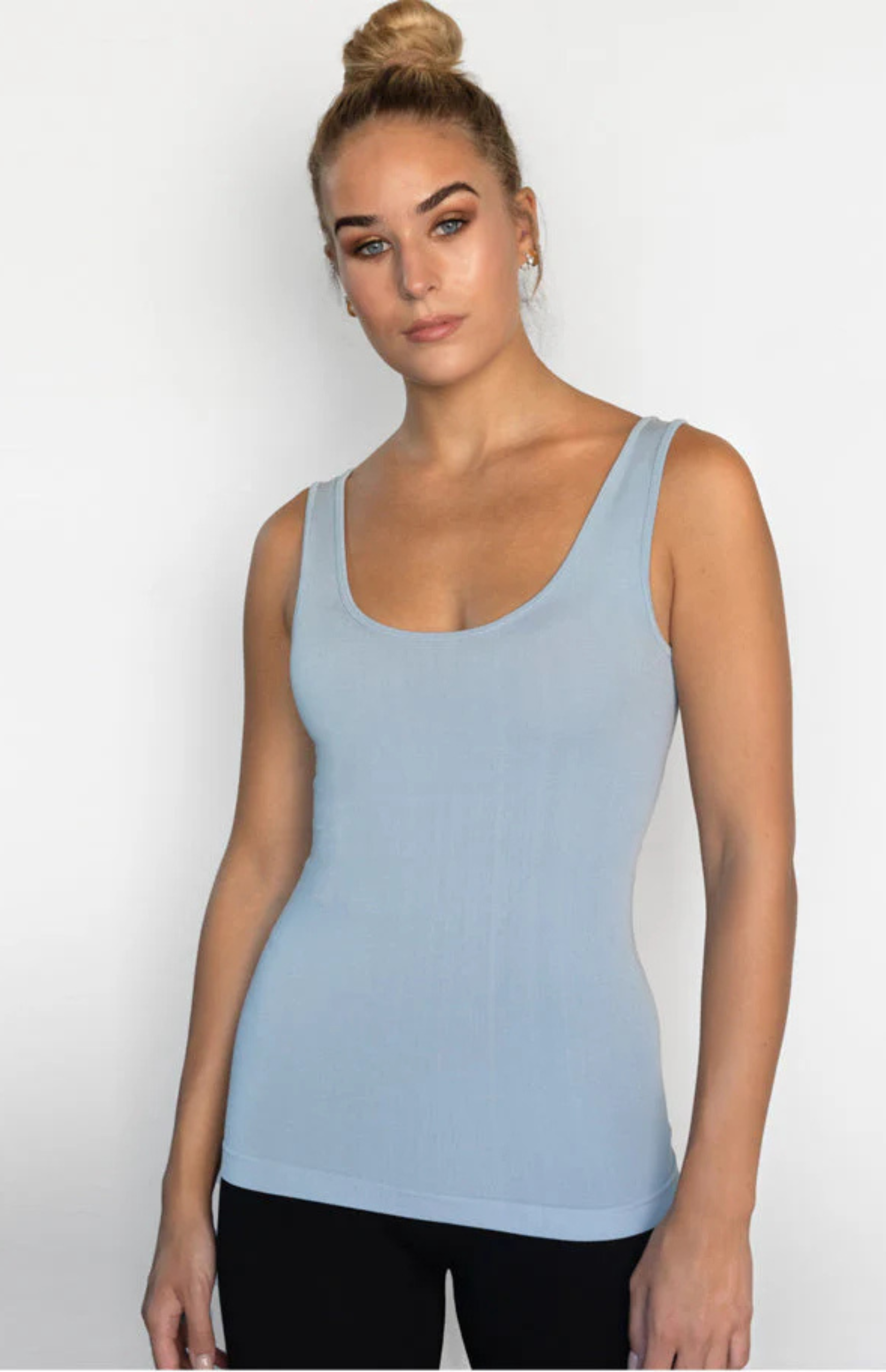 Bamboo Short Tank in light blue